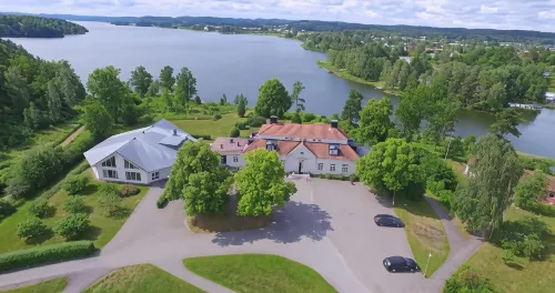 Liljeholmen Herrgård Hostel Hotels in Kinda Municipality