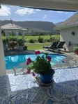 Mulligans Guest Lodge - piscina