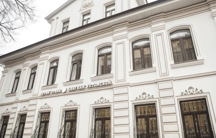 Knyagini Uhtomskoj Hotel
