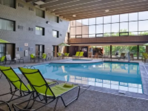 Best Western Plus Kelly Inn Hotels in Saint Cloud