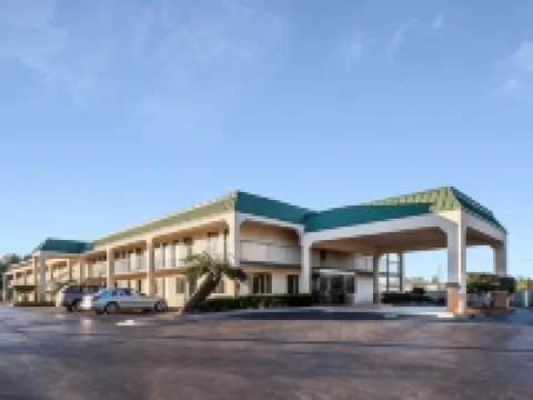 Quality Inn Byron - Warner Robins Hotels in Byron