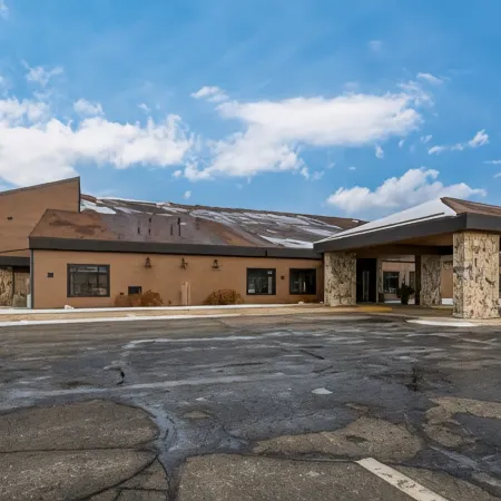 Heartland Inn & Suites, SureStay Collection by Best Western