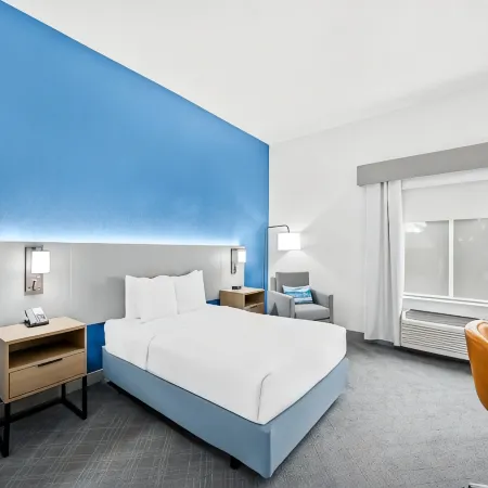 Comfort Inn East