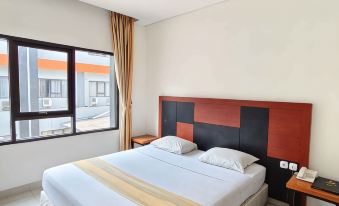 Hotel Grand Karawang Indah - Housity