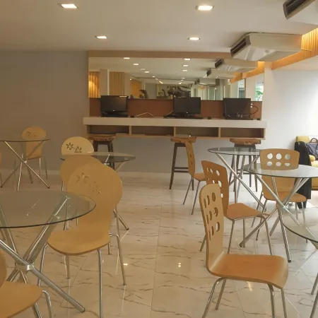 Nantra Ploenchit Hotel Отели рядом с достопримечательностью «Станция надземного метро Phloen Chit»