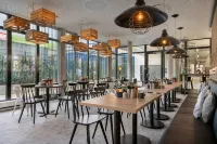 Holiday Inn - the niu, KEG HAMBURG OST by IHG