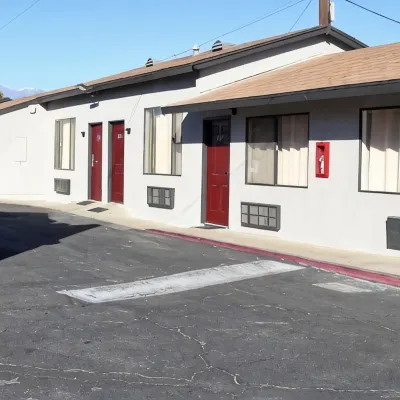 Palm Inn Motel - Montclair Các khách sạn gần Đại học Scripps College