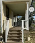 Urban Farmhouse near O’Hare Airport