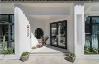 Yun Yinxuan Designer Homestay - Thermen