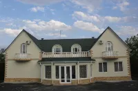 Zhara Hotel - Хоумстей