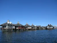 Dragon Inn Floating Resort Semporna