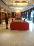 Pinwei International Holiday Hotel - Bintang 3
