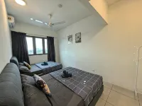 Family Comfy Deluxe Homestay فنادق في بيراي