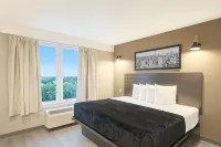 LIV Hotel Bronx - New