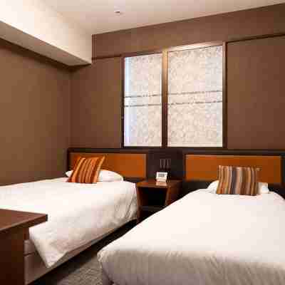 ハートンホテル北梅田 Rooms