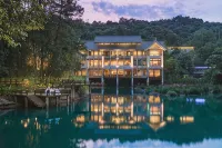 PUER MEI ZI LAKE HOTEL & RESORTS