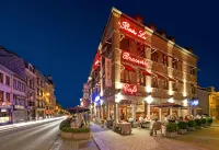Hotel Leo Station, Villa et Annexes Hotels in 