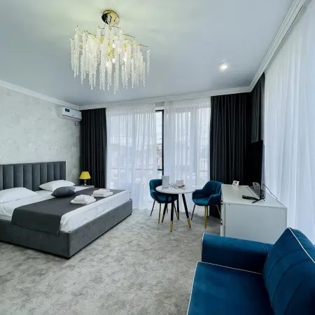 Dzhamiev Hotel