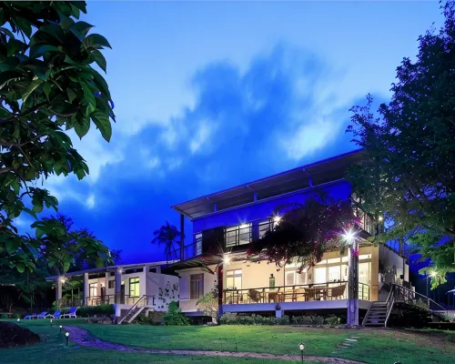 May l Dulan View Bed and Breakfast โรงแรมใกล้มูนไลท์ อินน์