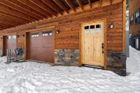 Delightful 4-bedroom ski condo in Schweitzer, Idaho