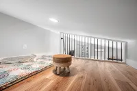 Two Tree Houses - Beehive & H20