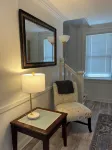 Cute Cottage 5 minutes from the Track - Homestays