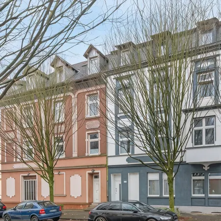 Central location... Ideal for business people, fitters...3 rooms, WiFi, SmartTVs