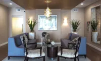 Beverly Hills Vibe 1 BR Apt + Parking, Pool Access - Homestays
