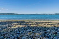 Private Beach in Little Norway, Hot Tub, 4000 sqft and more! - de playa