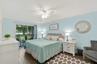 Salt & Light - 1st Floor 3BR unit in True Blue
