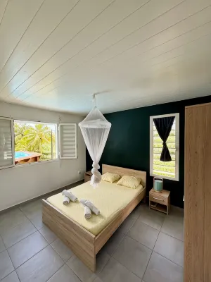 Bunghello Village - Private Pool Comfort & Relaxation in Guadeloupe - Homestays
