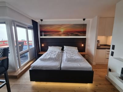 Little Skysuite W 94