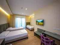 Hotel Bella Vista Hotels in Golem