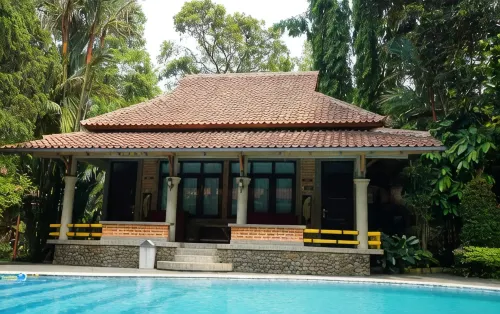 Kampung Wisata Cinangneng - 2 stjerner