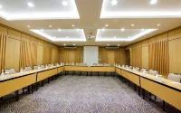 Ivory Hotel Bandung - 3 stelle