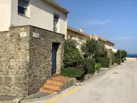 Collioure  - 75m2 +Terrace +Garage - Sleeps 6 - Direct Beach Access - Wifi