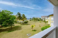 JamaicaTime Driftwood Sea Palms · Ultimate 3Br Condo Ocho Rios Beach Front Pool - breakfast