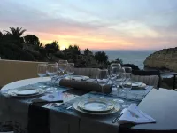 Charmy apartment in front of the centeanes beach in Carvoeiro - 3-Star