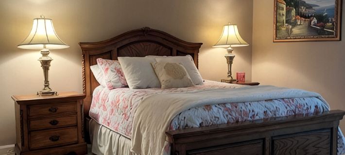 LAKEFRONT TOWN HOME IN DOWNTOWN HIAWASSEE Hotele w: Towns County
