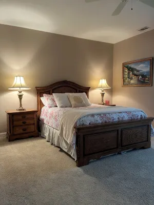 LAKEFRONT TOWN HOME IN DOWNTOWN HIAWASSEE - 3-Star