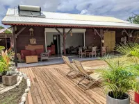 Villa Bois Zen: charming tropical accommodation (500 m from the beach)
