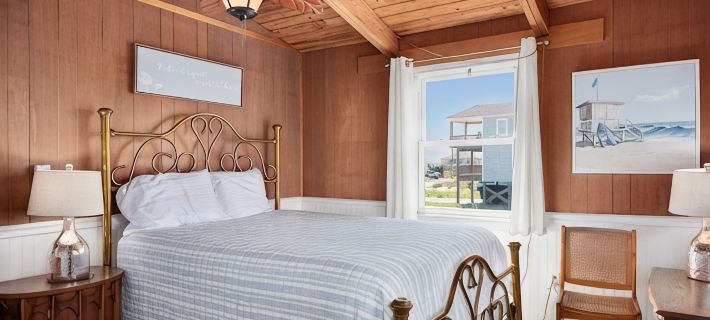 SEMI OCEANFRONT, Steps to the Beach, Unobstructed Amazing Ocean Views. Remodeled Hotels in Kitty Hawk