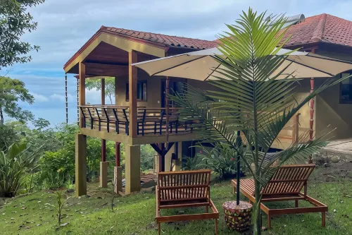 Vista Sirena: Expansive Ocean View 4 bedroom / 4.5 bath home above Dominical