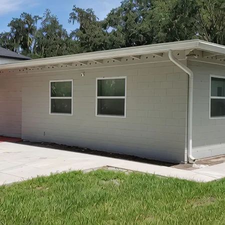 Charming Caribbean 1-bedroom roomy Apartment in amazing Downtown Sanford