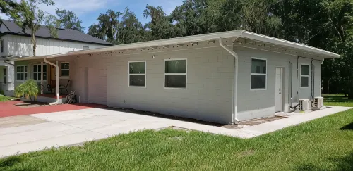 Charming Caribbean 1-bedroom roomy Apartment in amazing Downtown Sanford - 3-Star