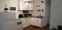 Charming Caribbean 1-bedroom roomy Apartment in amazing Downtown Sanford - 3-Star