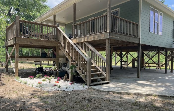 Okatoma River Cabin/ Convenient Location