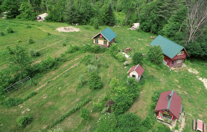 Glamp Thomas On Adk Farm Offers Privacy, Stargazing And Mountain Views