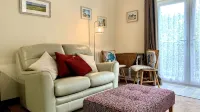 A beautiful, cosy cottage in a peaceful setting with 15% off ferry - 4-Star