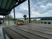 The Little Slice of South Coast Heaven House - พร้อมWifi